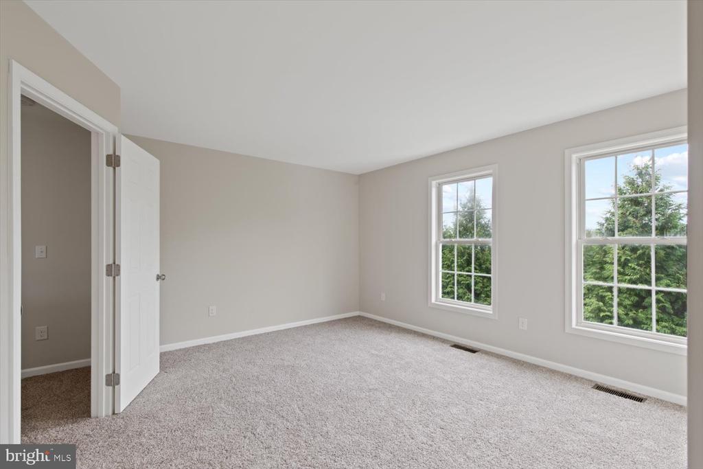 613 MALLARD DRIVE