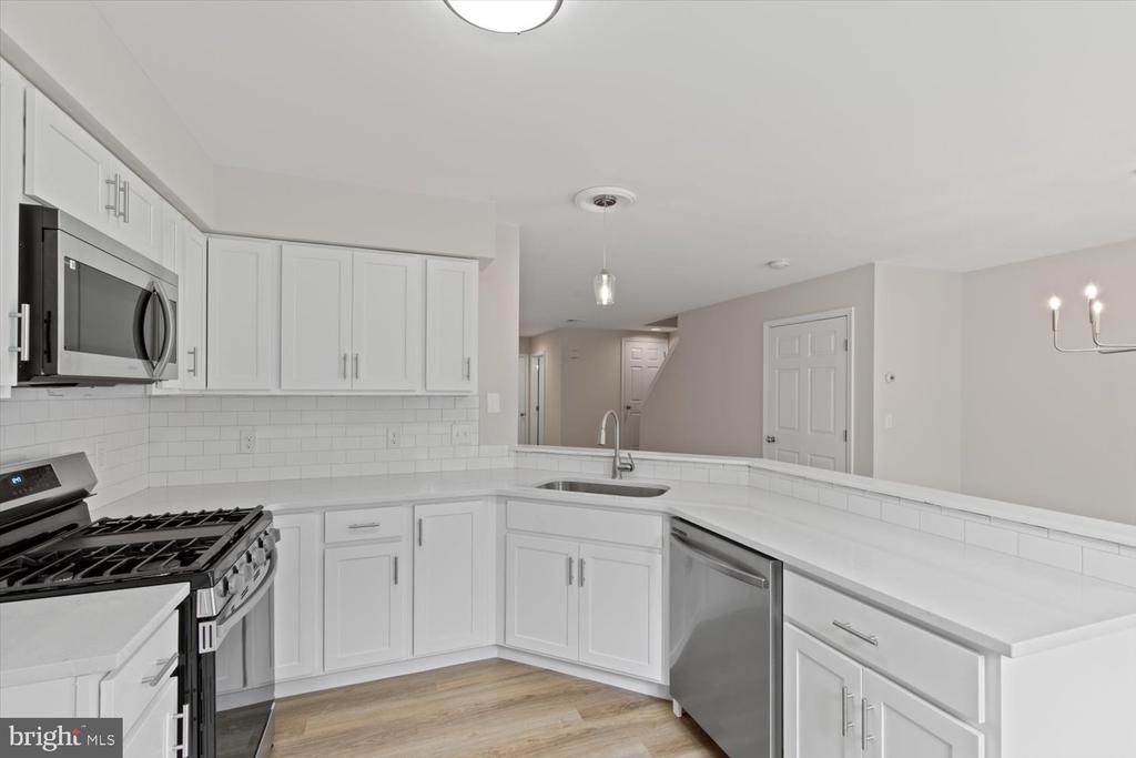 613 MALLARD DRIVE