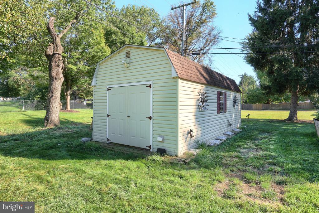 207 HEISTAND ROAD