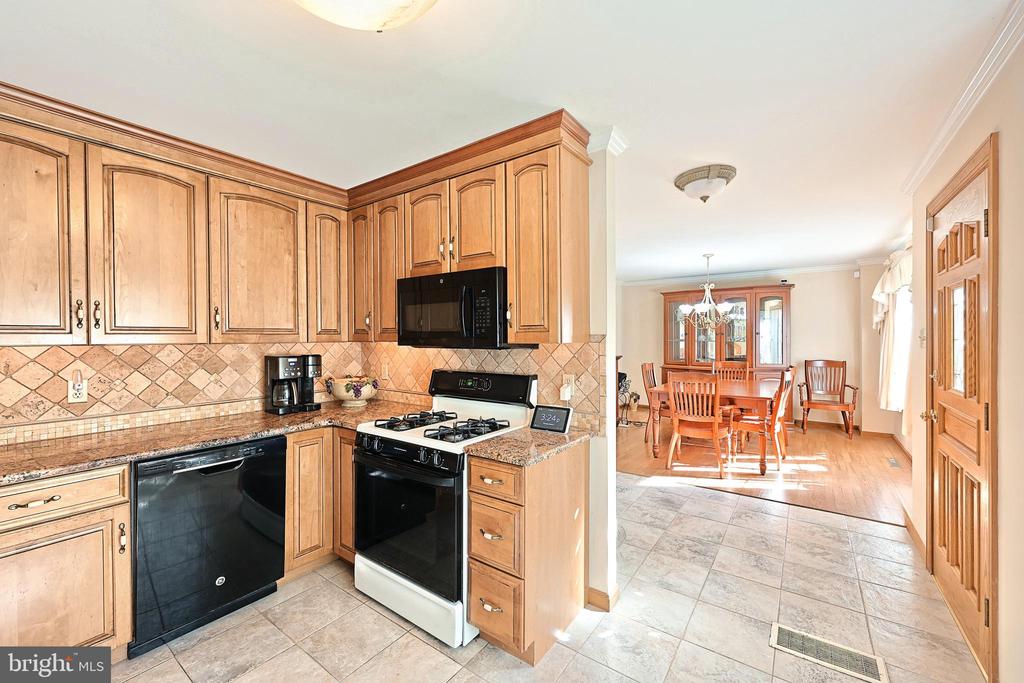 207 HEISTAND ROAD