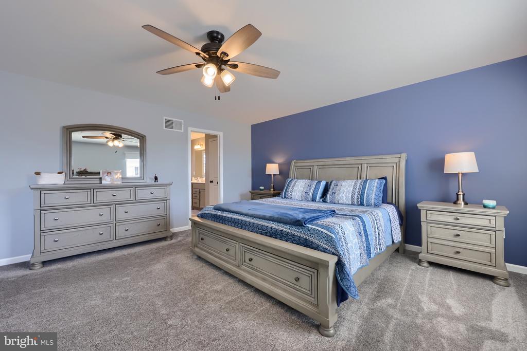 3501 FOX POINTE LANE