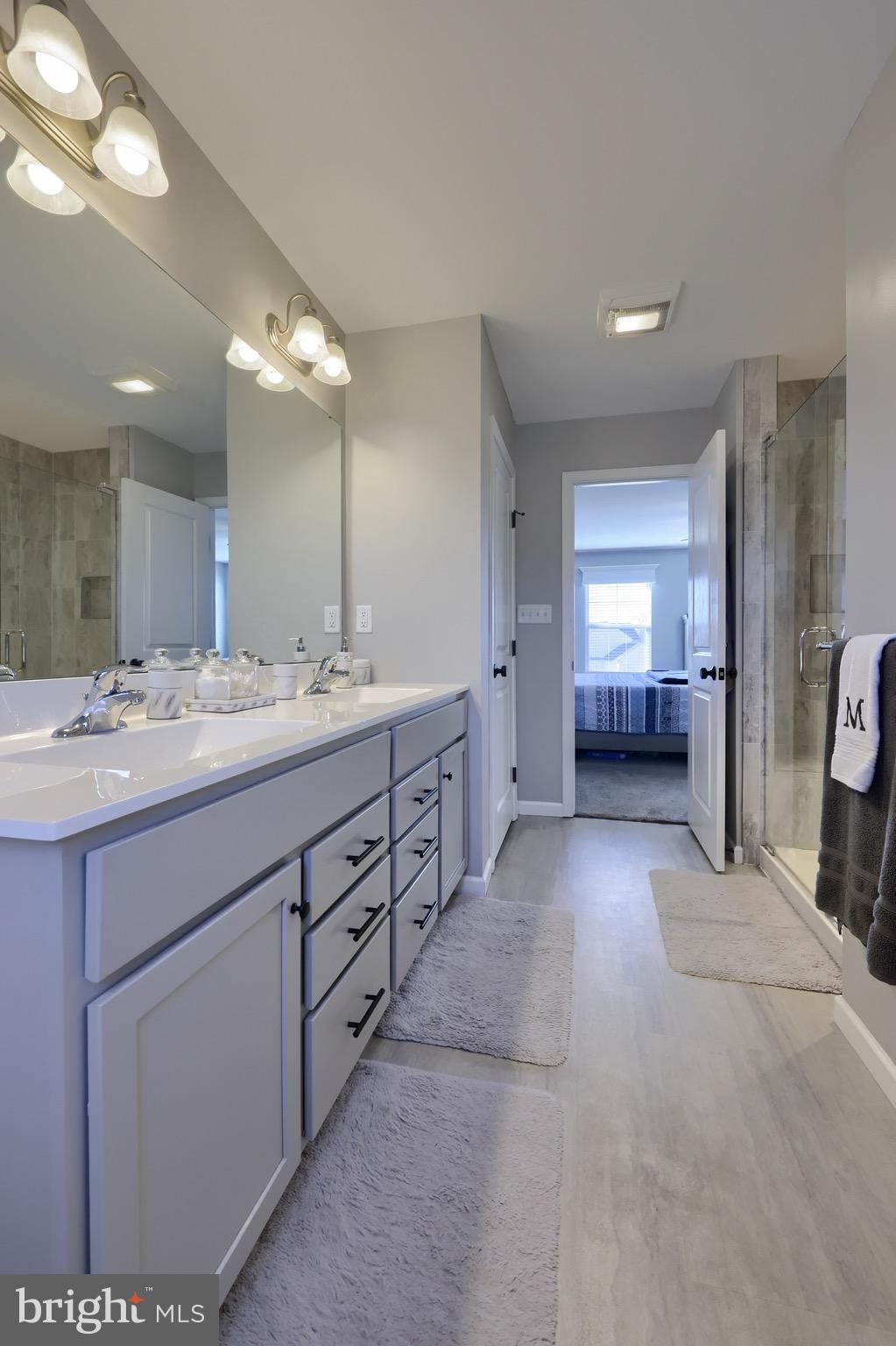 3501 FOX POINTE LANE