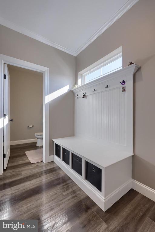 3501 FOX POINTE LANE