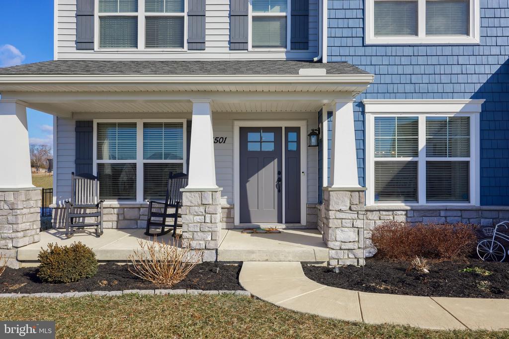 3501 FOX POINTE LANE