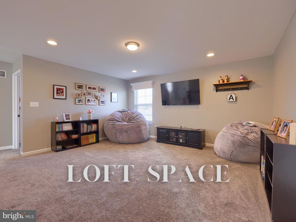 3501 FOX POINTE LANE