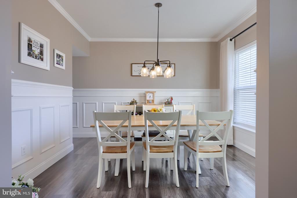 3501 FOX POINTE LANE