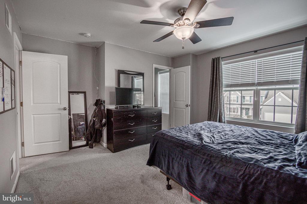 25 CORIANDER LANE