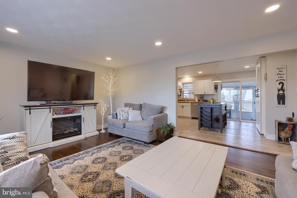 808 POFF ROAD