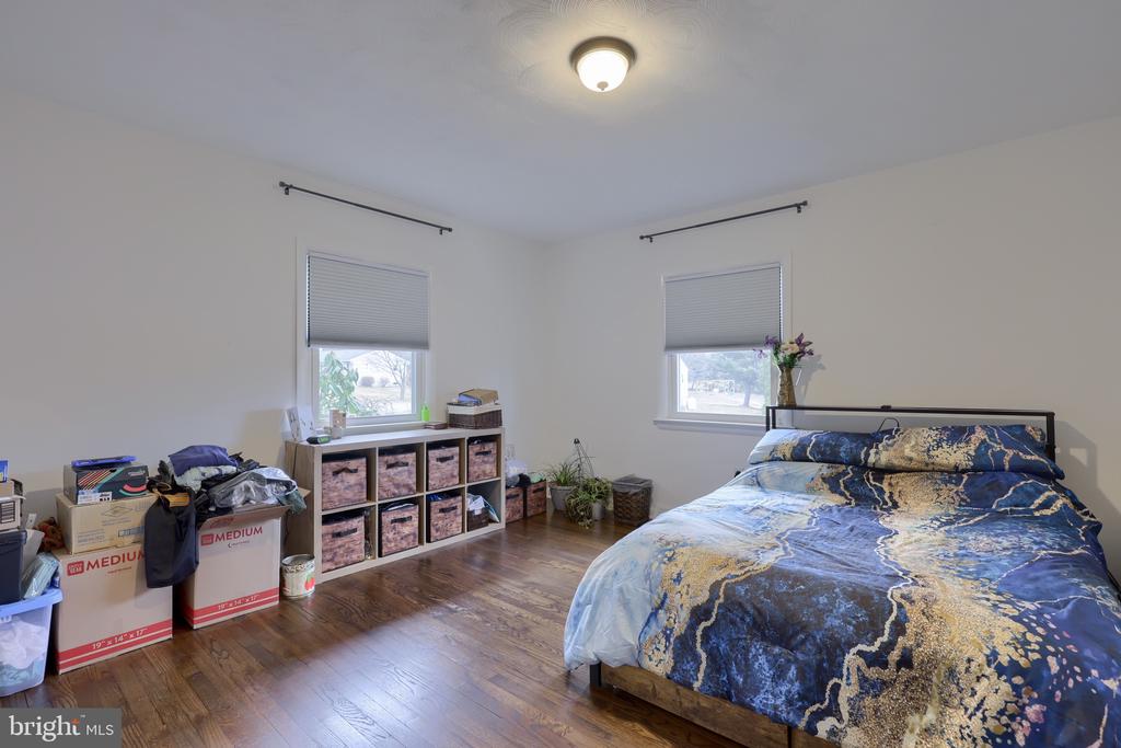808 POFF ROAD