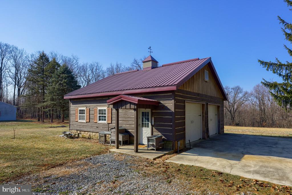 808 POFF ROAD