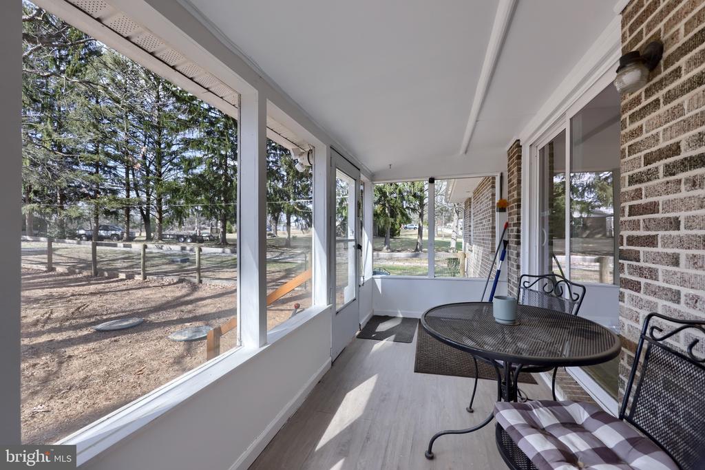 808 POFF ROAD