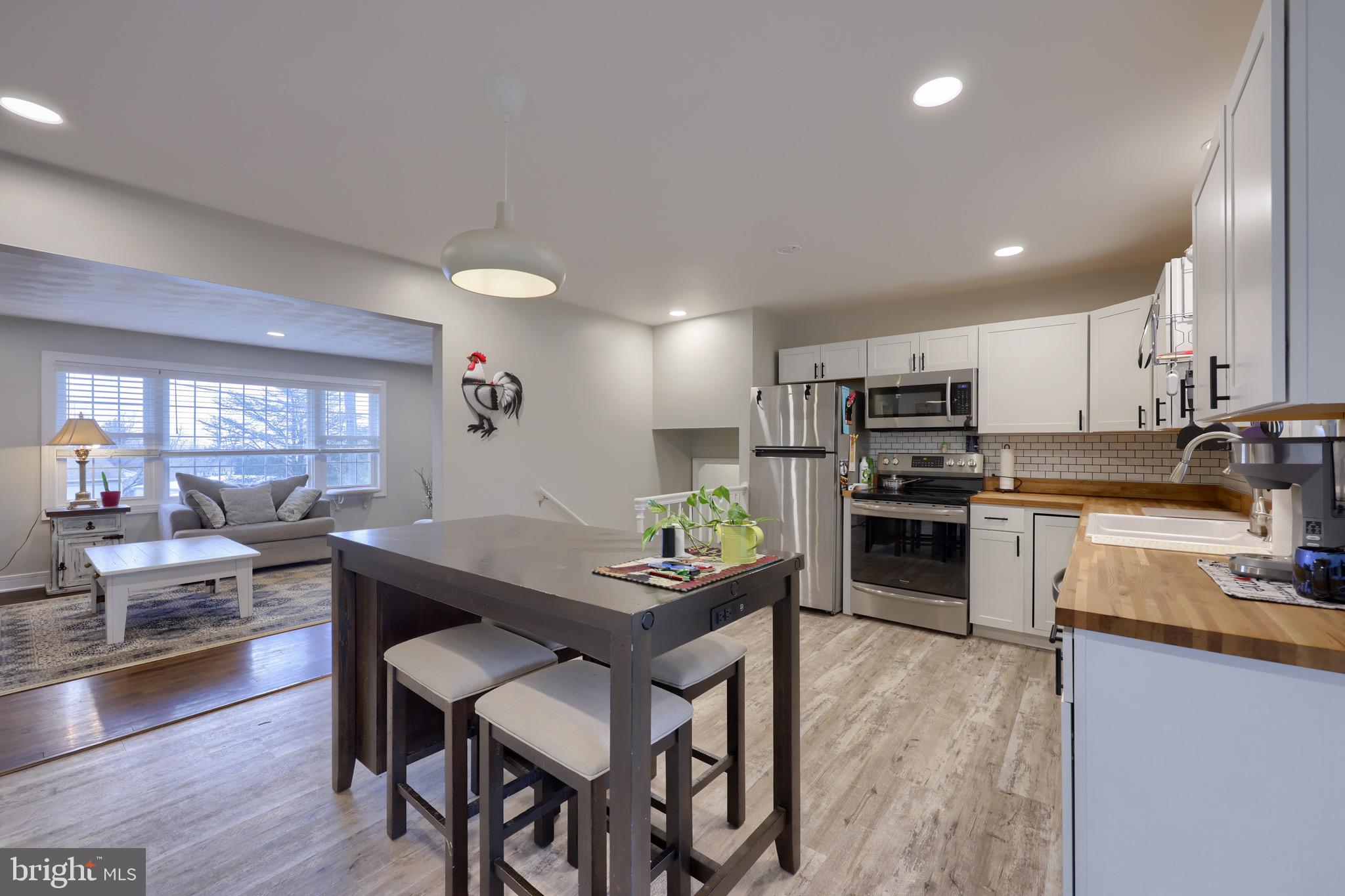 808 POFF ROAD