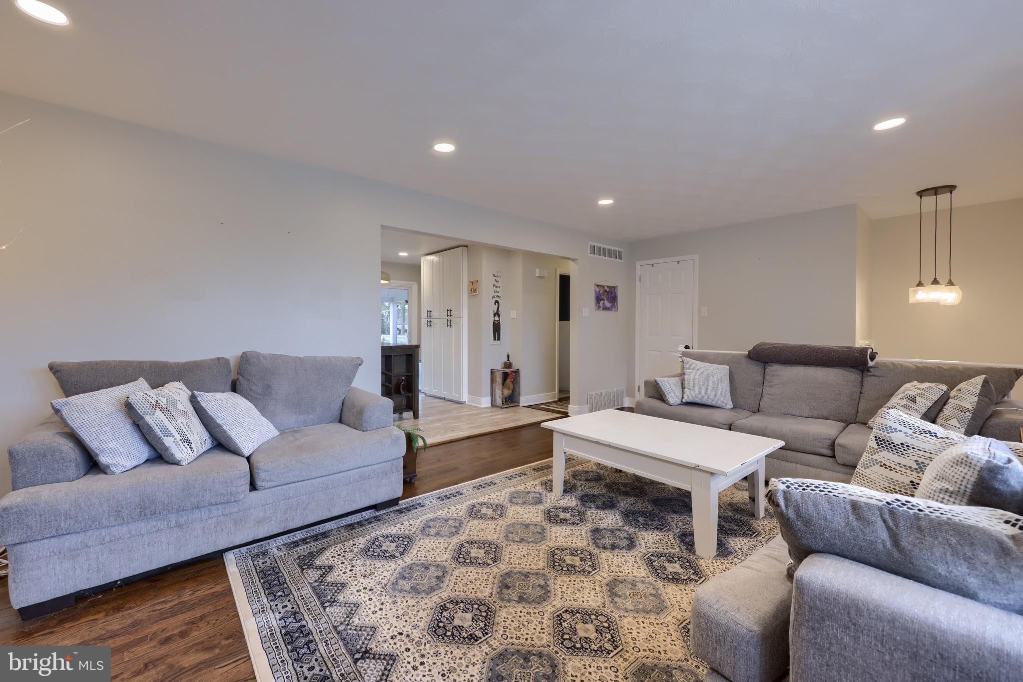 808 POFF ROAD