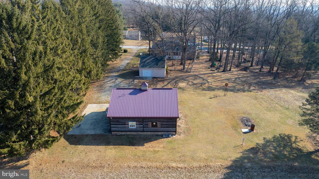 808 POFF ROAD