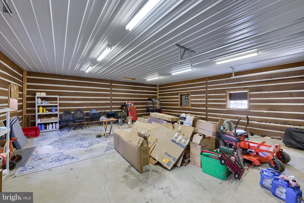 808 POFF ROAD