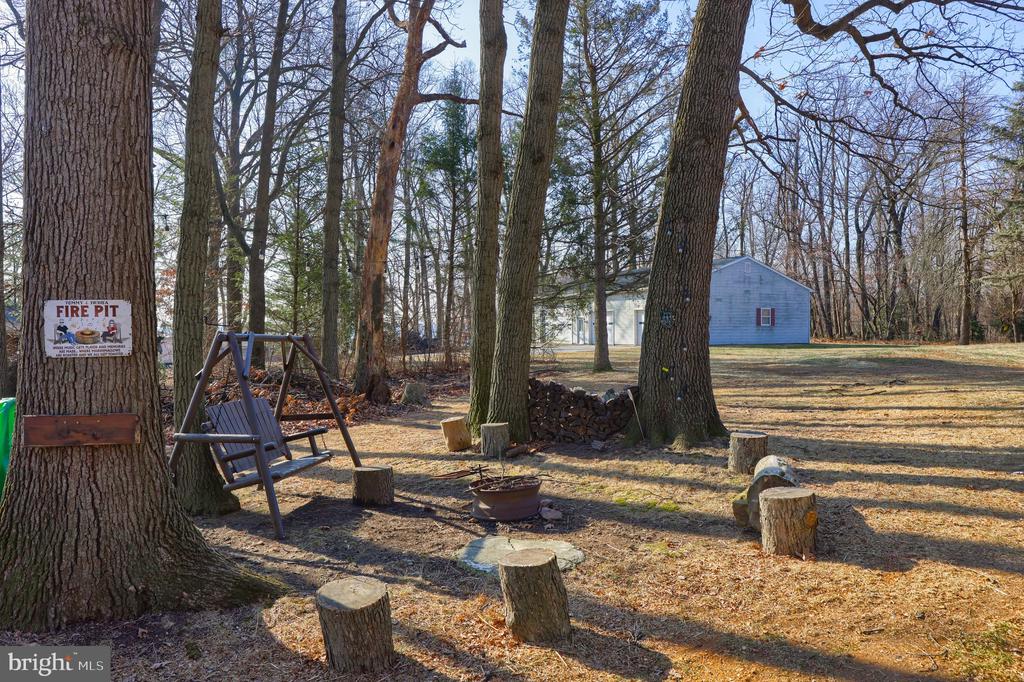 808 POFF ROAD