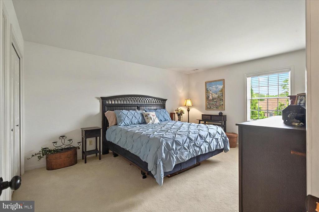 4016 WOODSPRING LANE 4016