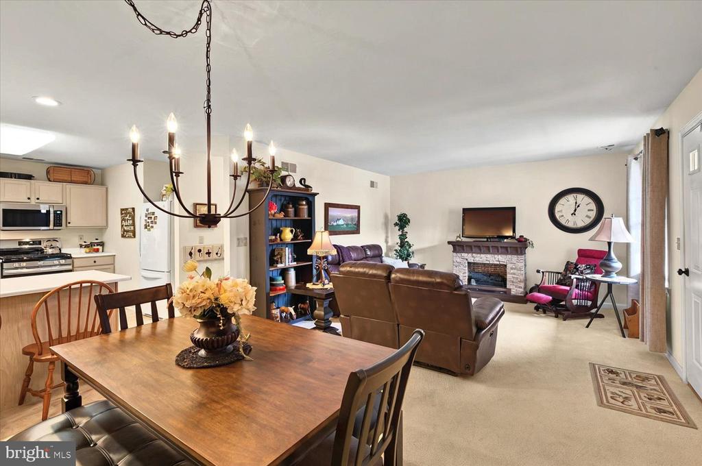 4016 WOODSPRING LANE 4016
