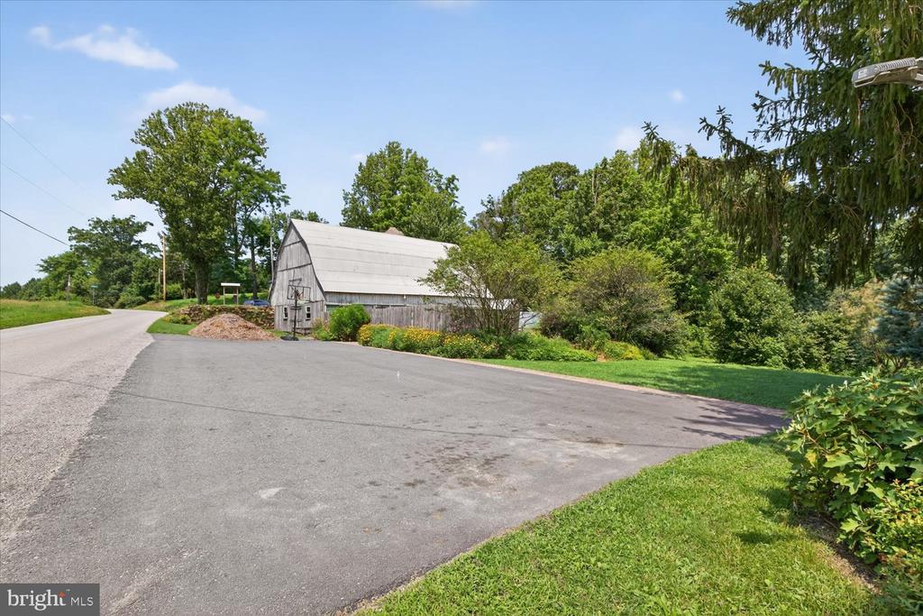 5605 WALTERSDORFF ROAD