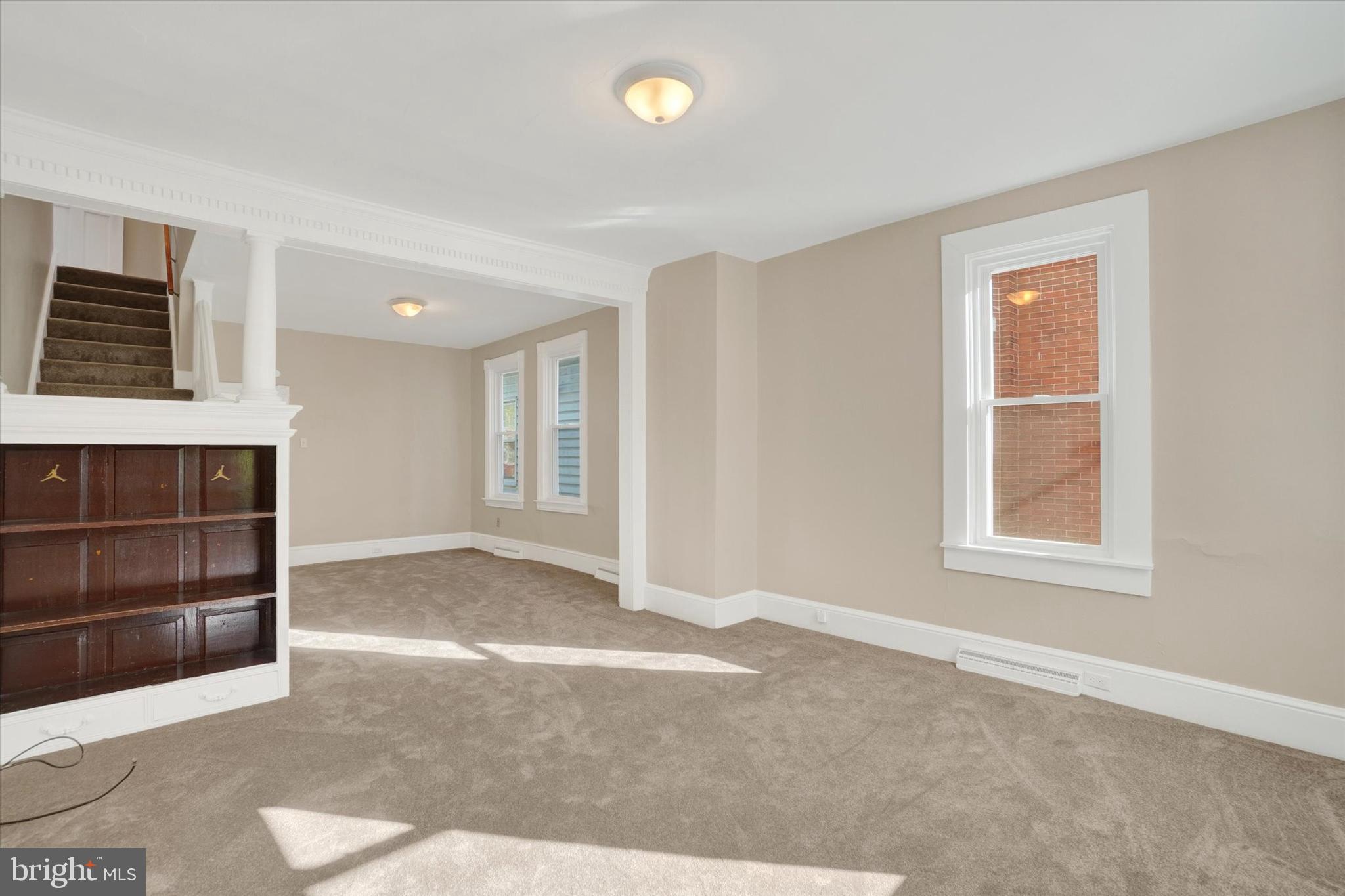 124 W MAIN STREET