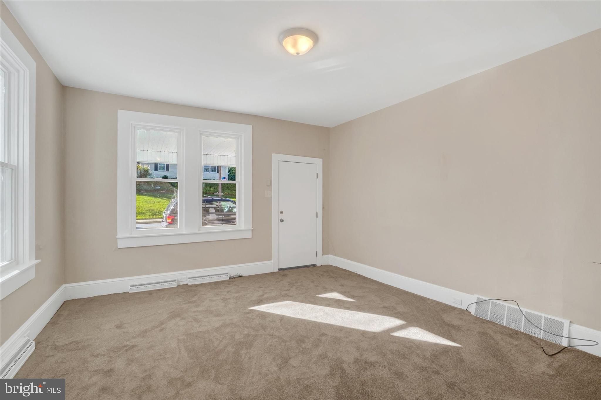 124 W MAIN STREET