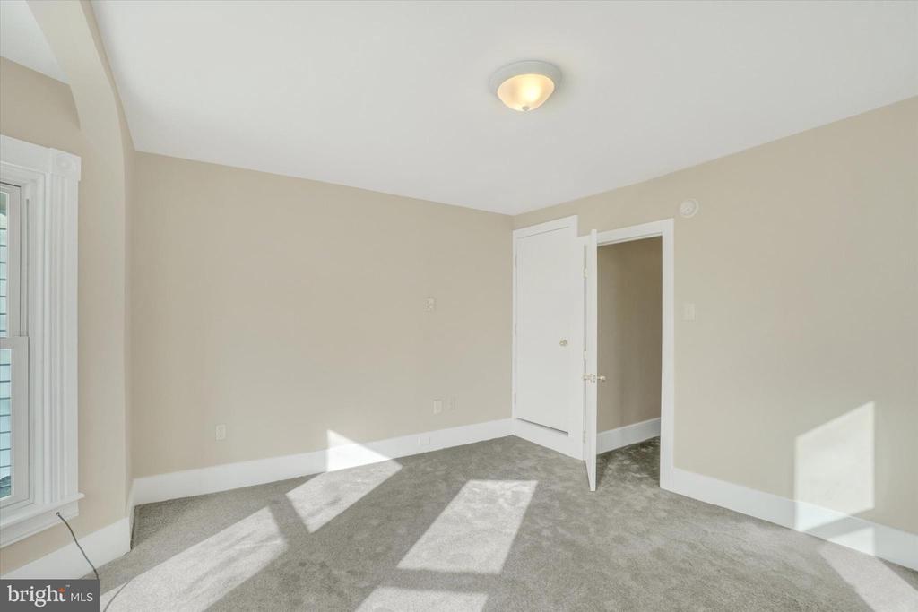 124 W MAIN STREET