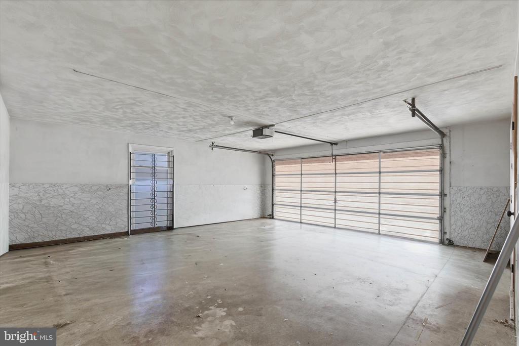 3340 MINTON DRIVE