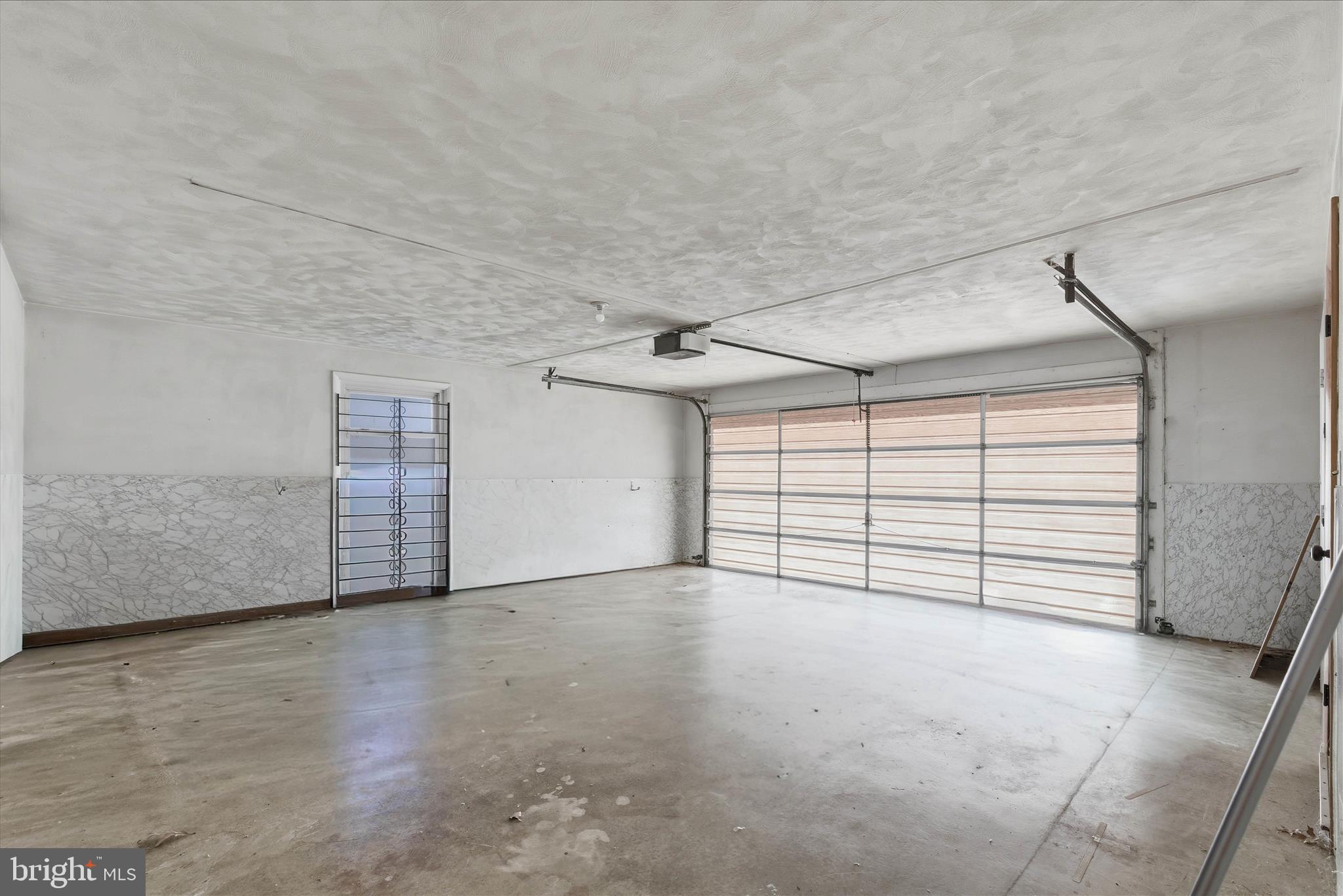3340 MINTON DRIVE