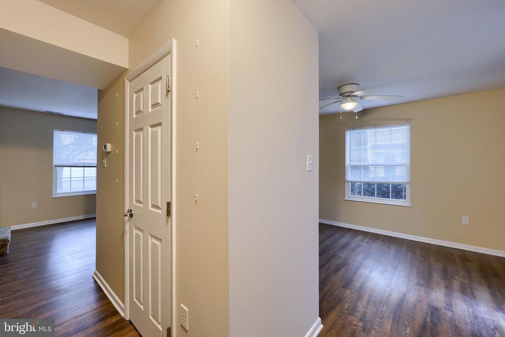 98 LEXTON DRIVE