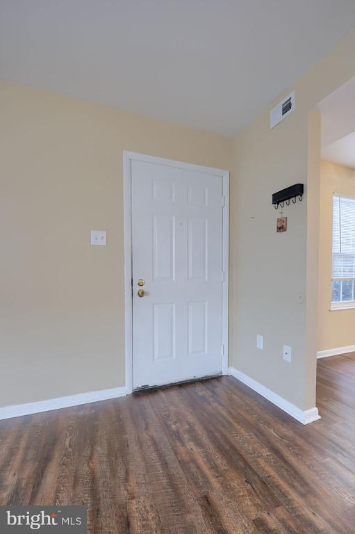 98 LEXTON DRIVE