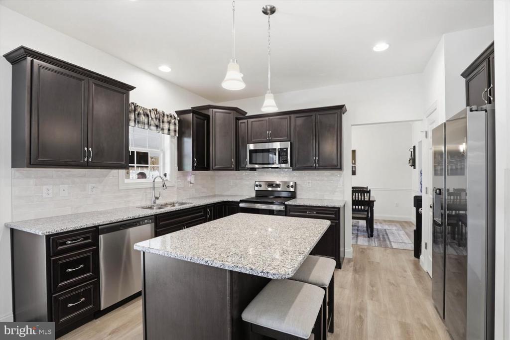 95 RED MAPLE DRIVE