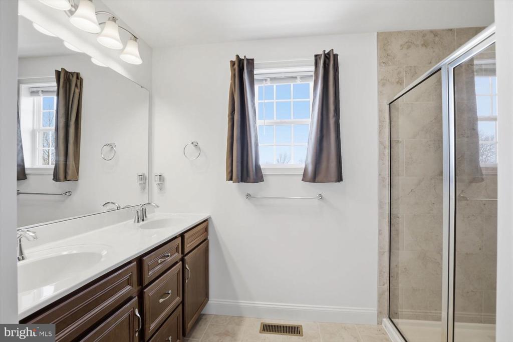 95 RED MAPLE DRIVE