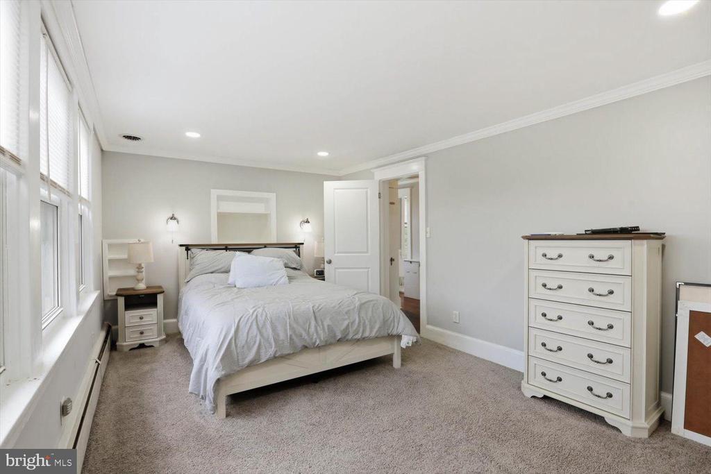 2476 SEVEN VALLEYS ROAD