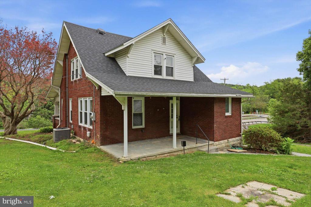 2476 SEVEN VALLEYS ROAD