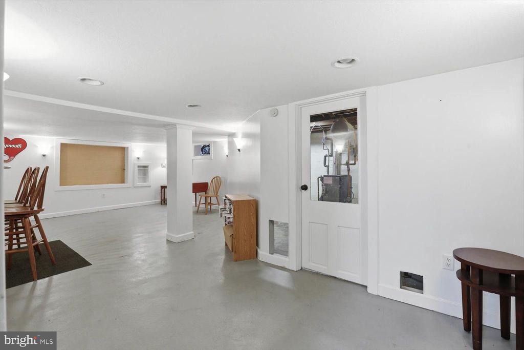 2476 SEVEN VALLEYS ROAD