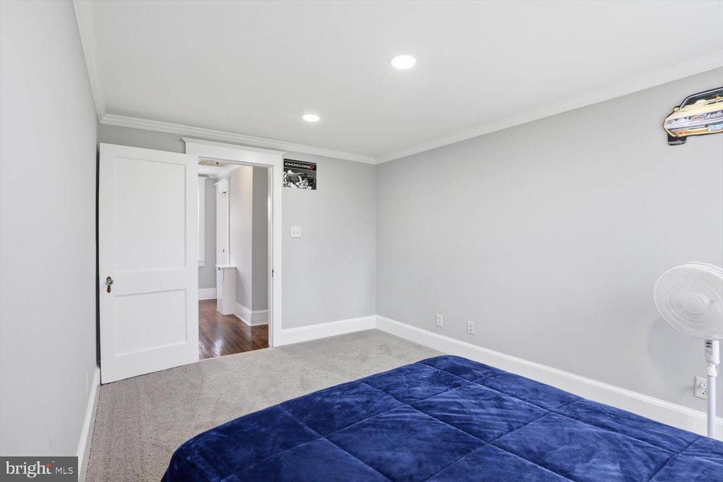 2476 SEVEN VALLEYS ROAD