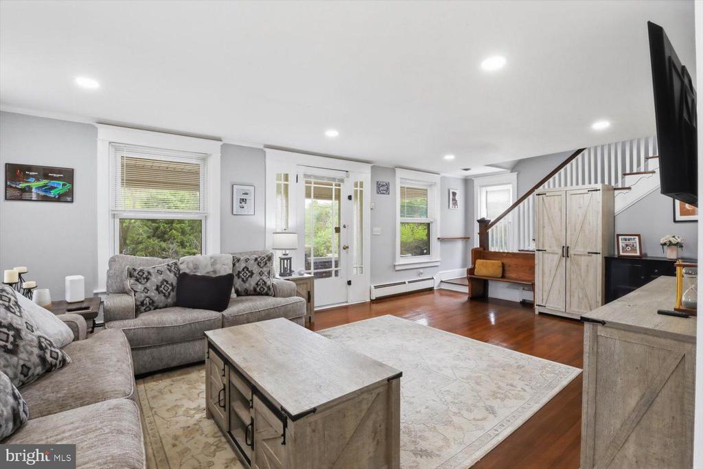 2476 SEVEN VALLEYS ROAD