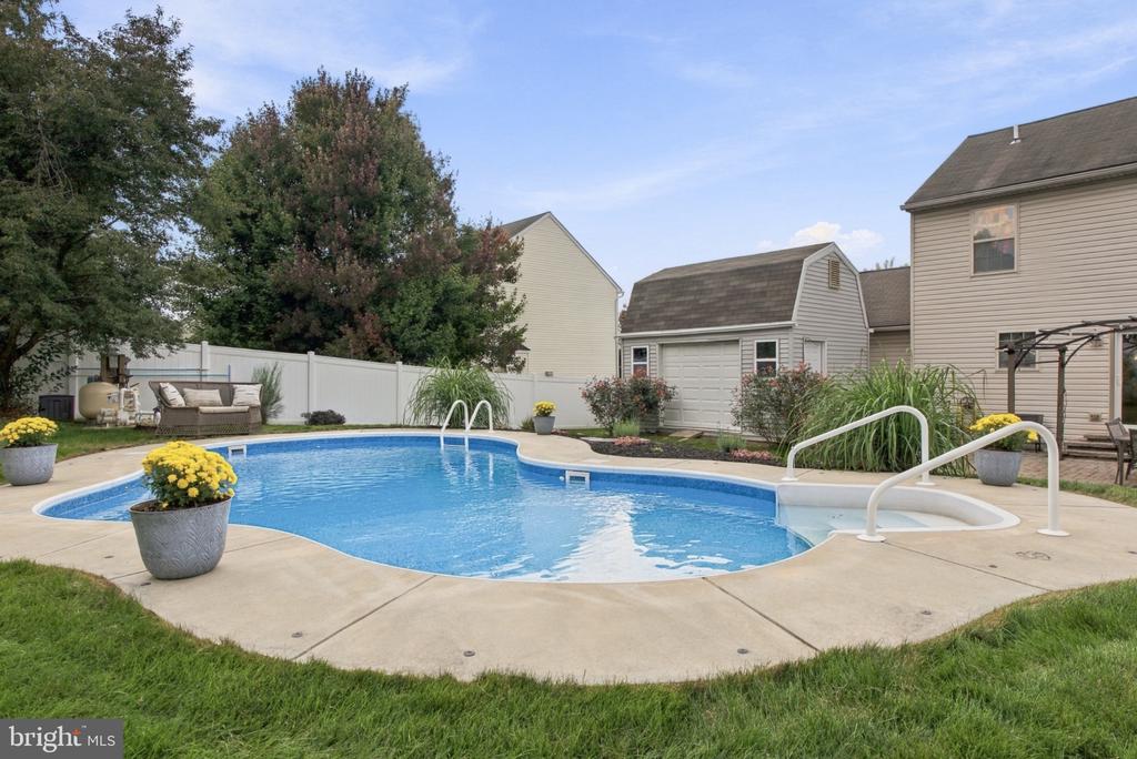 140 FIG TREE WAY