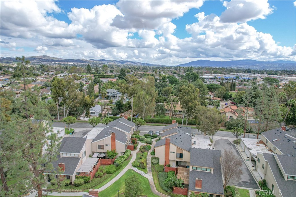 1620 Sherwood Village Circle