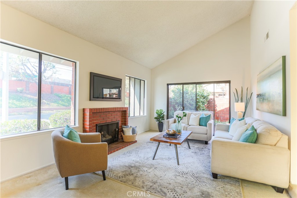 1620 Sherwood Village Circle