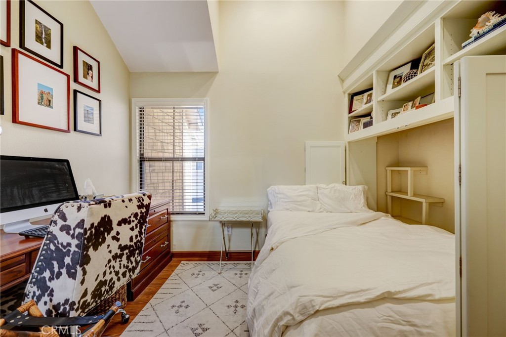 2243 Pacific Avenue 12