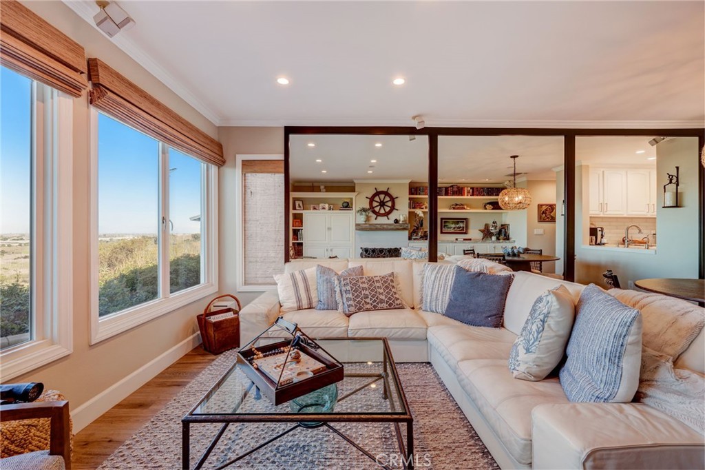 2243 Pacific Avenue 12