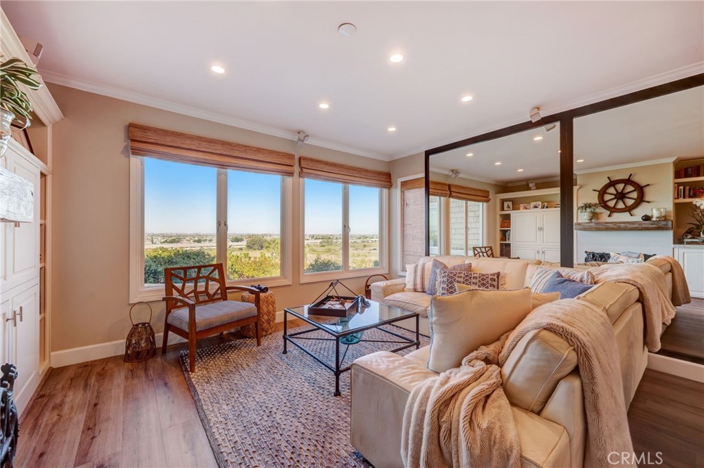 2243 Pacific Avenue 12