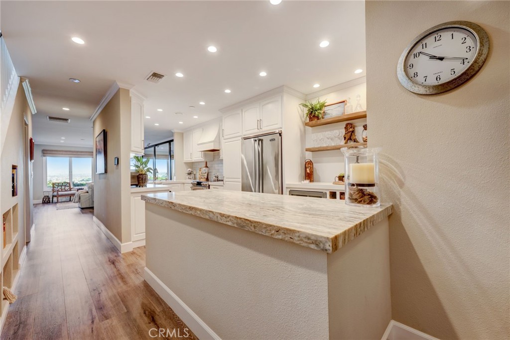 2243 Pacific Avenue 12