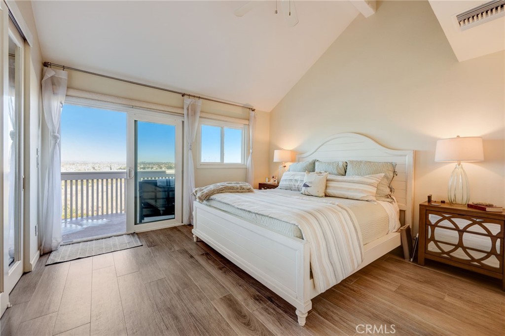 2243 Pacific Avenue 12