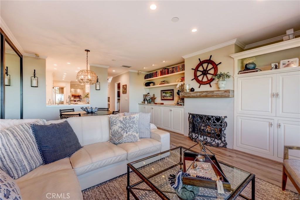 2243 Pacific Avenue 12