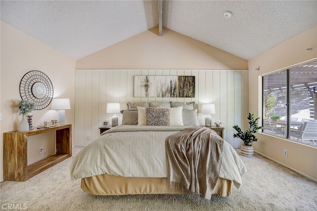 3221 Falcon Ridge Road