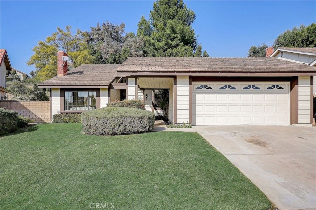 3221 Falcon Ridge Road