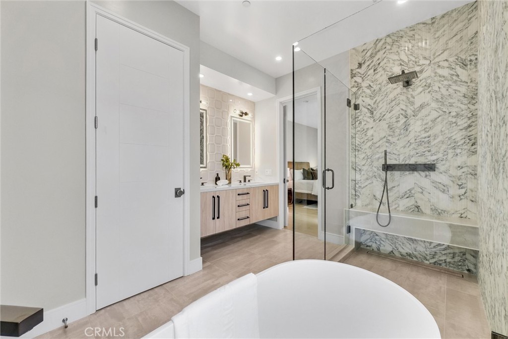 424 1/2 Orchid Avenue Back Unit