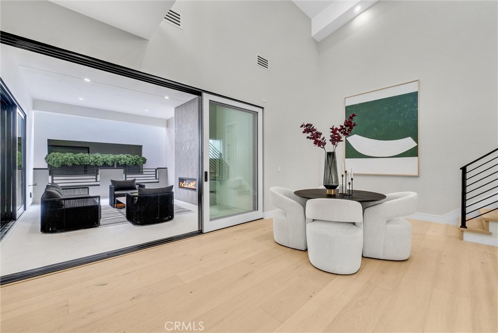 424 1/2 Orchid Avenue Back Unit